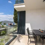 Palm Springs Apartment