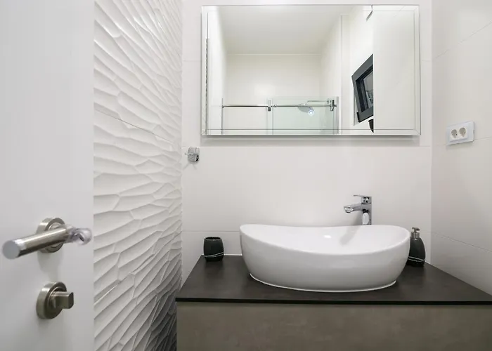 Palm Springs טרוגיר