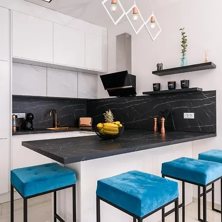 Apartament Palm Springs *