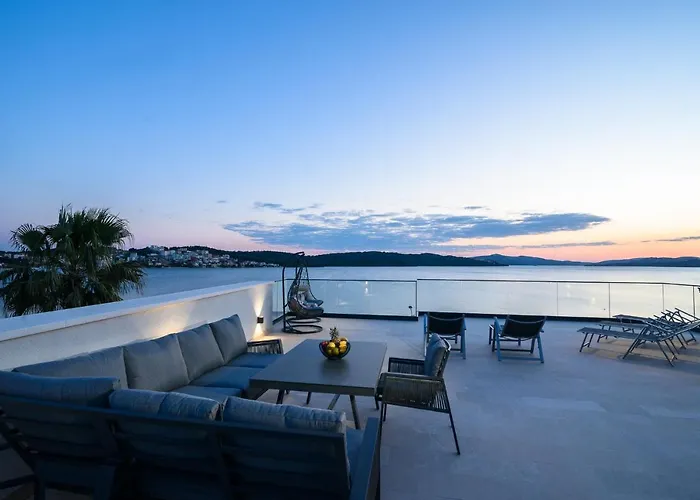 Lägenhet Palm Springs Trogir